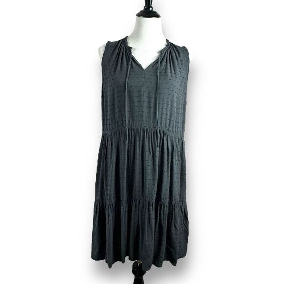 Old Navy Women's L Swiss Dot Sleeveless Swing Dress Gray Tiered With Pockets - Picture 1 of 11